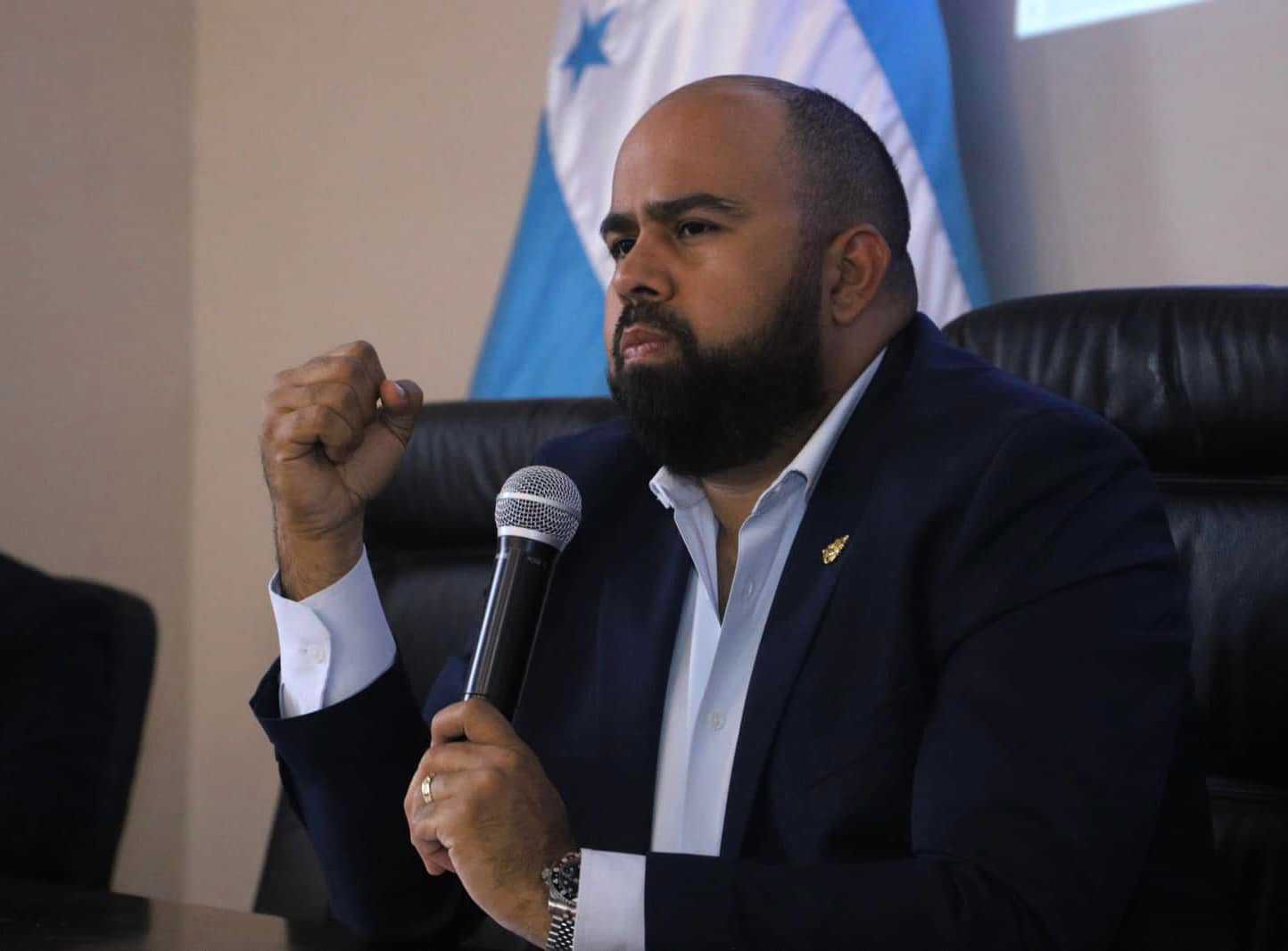 Ley para la Protección de los Usuarios de las Telecomunicaciones no es para escuchar a los hondureños